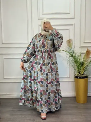 ”موجة” She Abaya